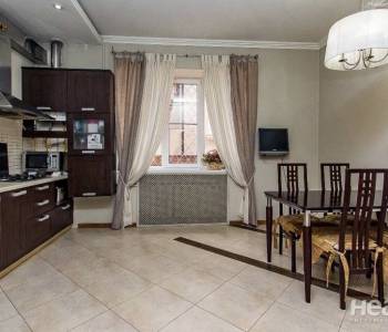 Продается Дом, 337 м²