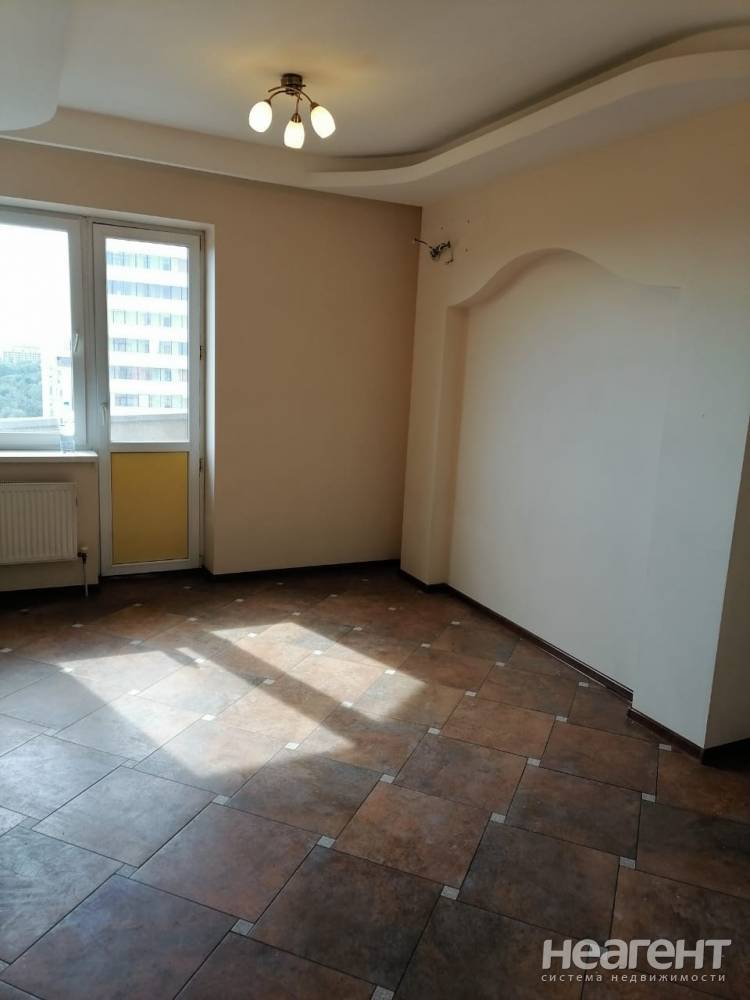 Сдается Многокомнатная квартира, 125 м²