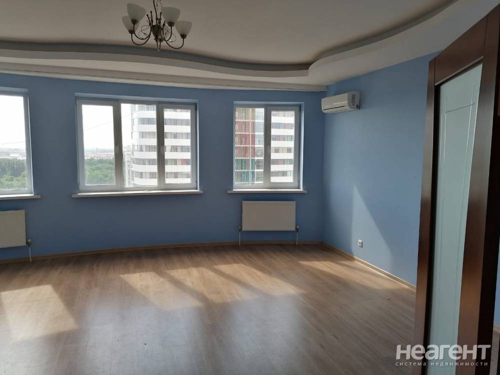 Сдается Многокомнатная квартира, 125 м²