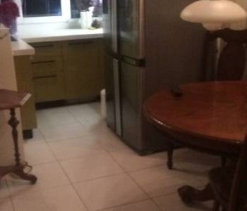 Продается Многокомнатная квартира, 100 м²