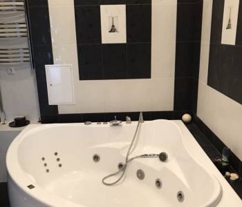 Продается Многокомнатная квартира, 120 м²