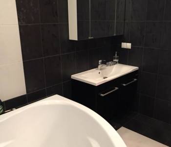 Продается Многокомнатная квартира, 120 м²