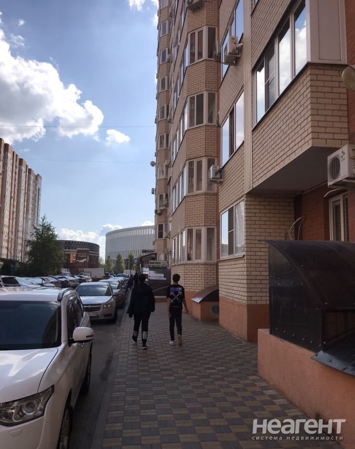 Продается 2-х комнатная квартира, 64 м²