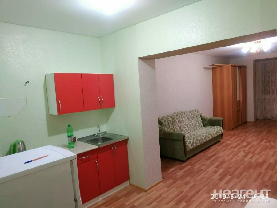 Сдается 1-комнатная квартира, 38 м²