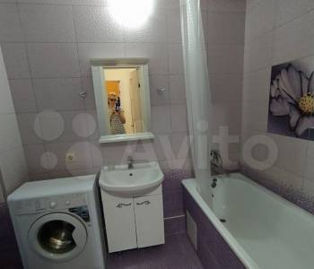 Сдается 1-комнатная квартира, 42 м²