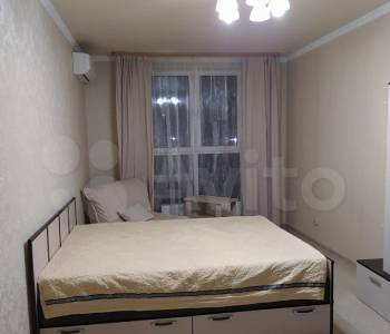 Сдается 1-комнатная квартира, 42 м²
