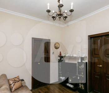 Продается Многокомнатная квартира, 64 м²