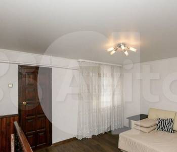 Продается Многокомнатная квартира, 64 м²