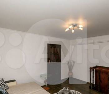 Продается Многокомнатная квартира, 64 м²