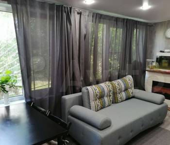 Продается Многокомнатная квартира, 80 м²