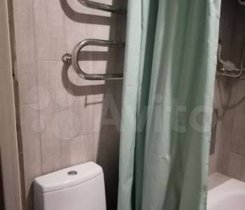 Продается Многокомнатная квартира, 80 м²