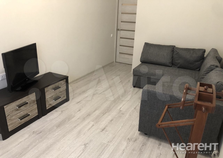 Сдается 1-комнатная квартира, 39 м²