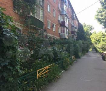 Продается 1-комнатная квартира, 41 м²