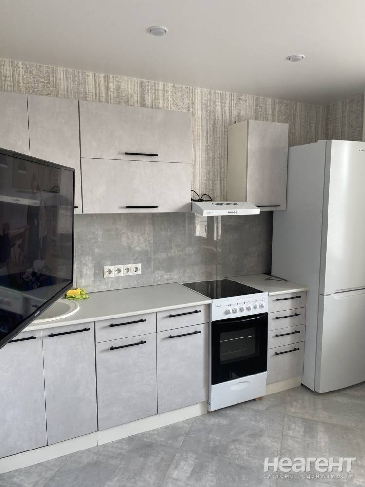 Сдается 2-х комнатная квартира, 57 м²