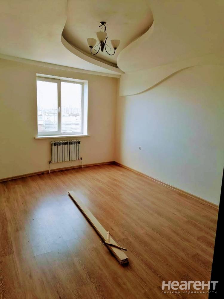 Продается 3-х комнатная квартира, 125 м²