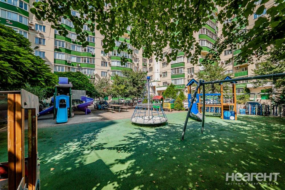 Продается 2-х комнатная квартира, 75 м²