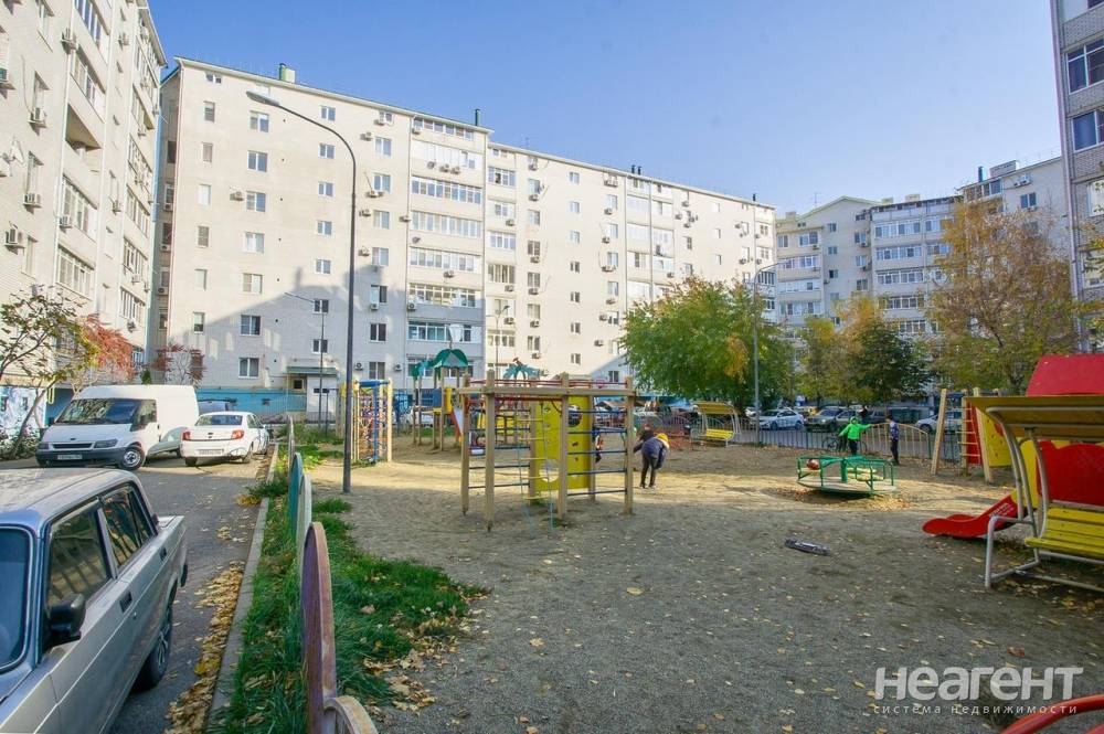 Продается 1-комнатная квартира, 50,2 м²