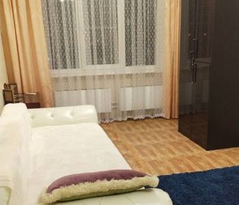 Сдается 1-комнатная квартира, 44 м²