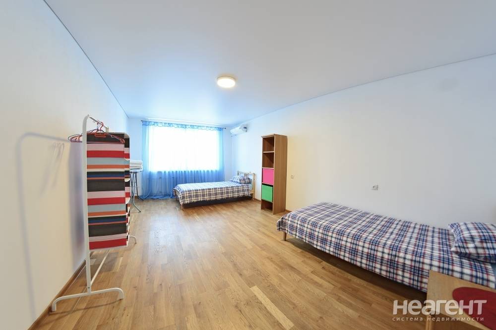 Продается 3-х комнатная квартира, 92 м²