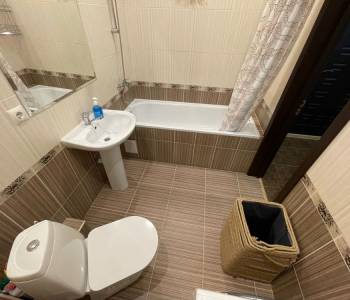 Сдается 1-комнатная квартира, 52 м²