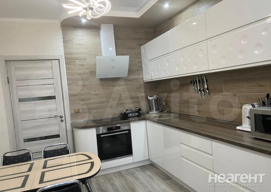 Продается 2-х комнатная квартира, 67 м²