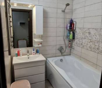 Продается 2-х комнатная квартира, 61 м²