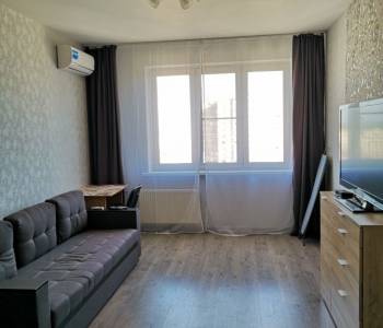 Сдается 1-комнатная квартира, 43 м²