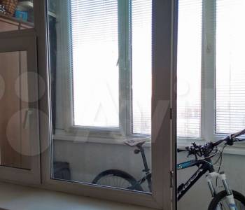 Продается 1-комнатная квартира, 35 м²