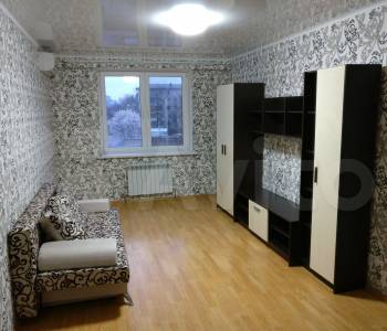 Сдается 1-комнатная квартира, 42 м²