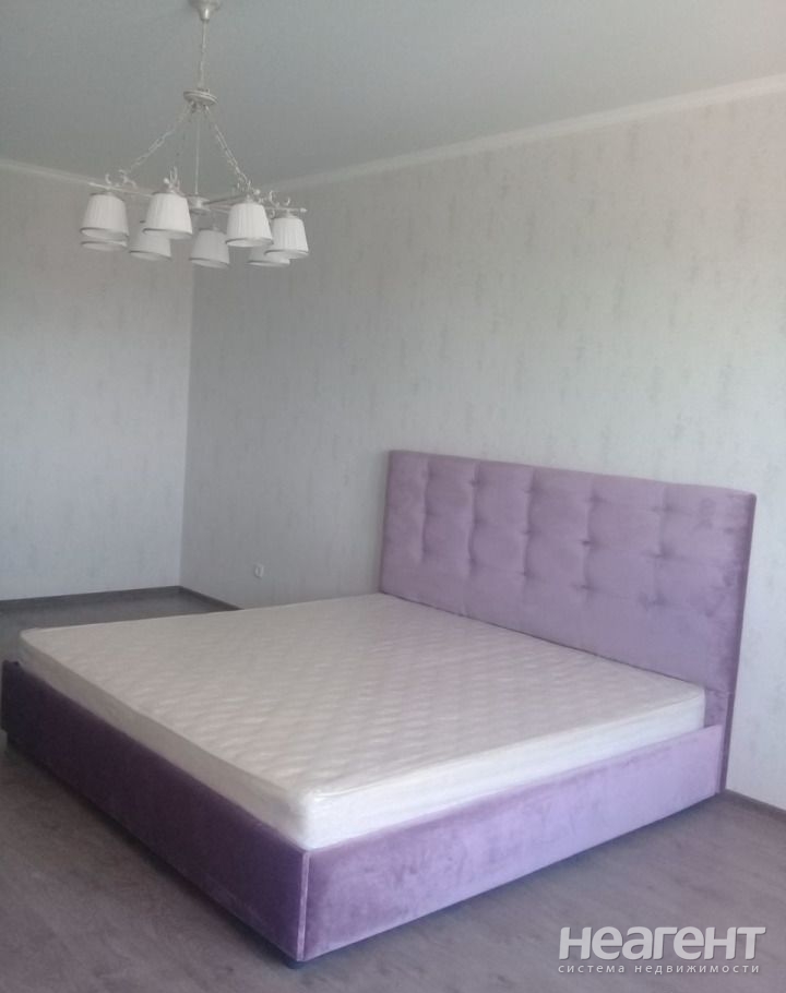 Продается 2-х комнатная квартира, 80 м²