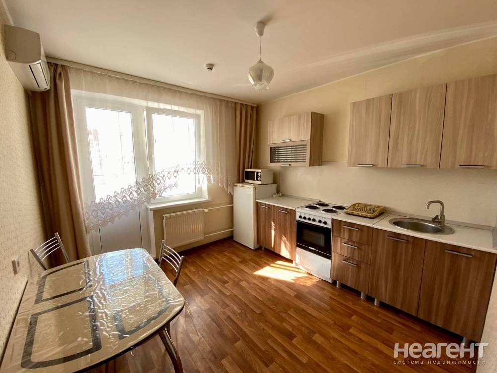 Сдается 1-комнатная квартира, 45 м²