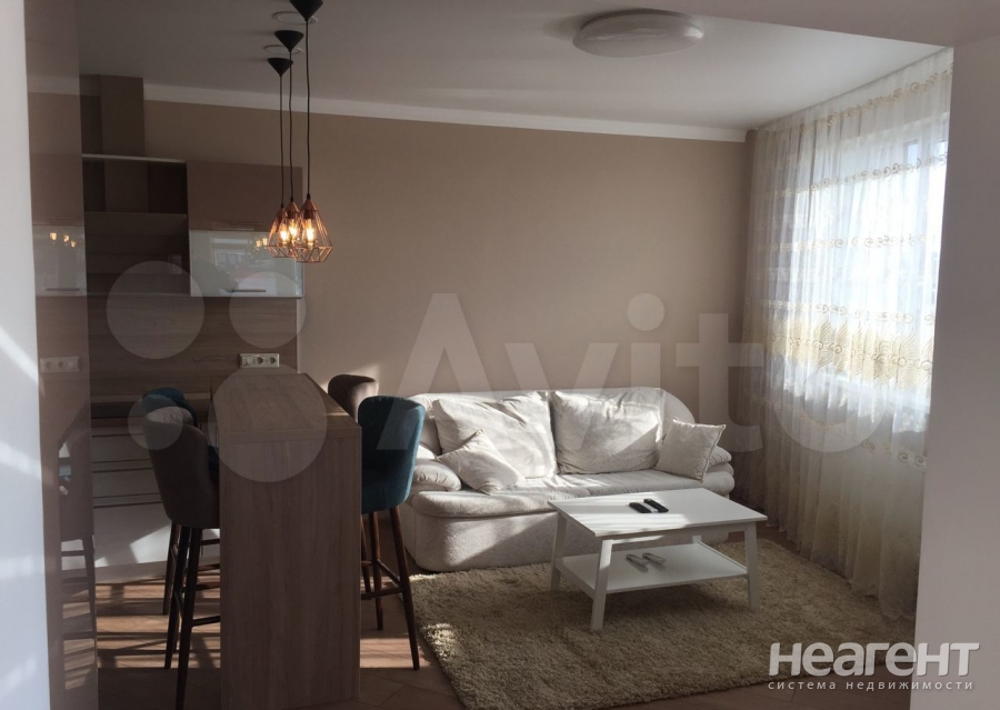 Сдается 2-х комнатная квартира, 66 м²