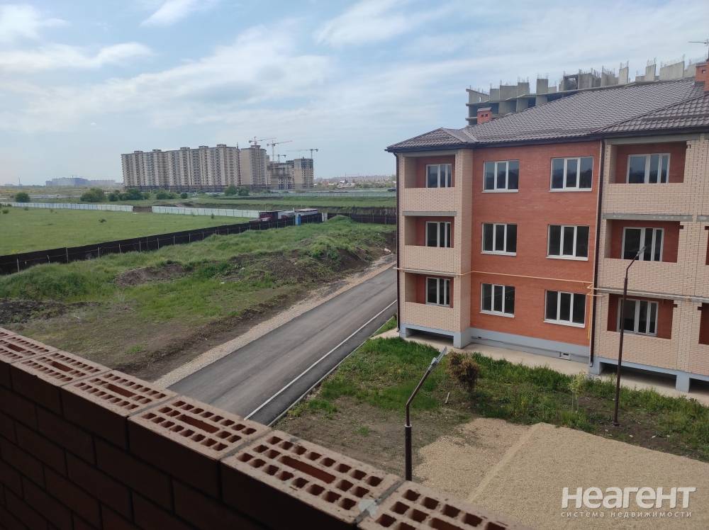 Продается 1-комнатная квартира, 45 м²