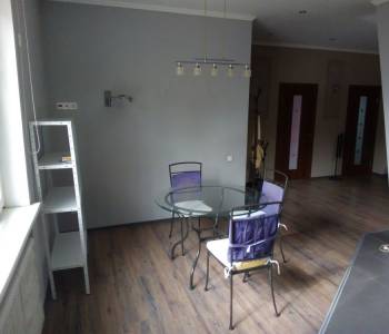 Продается Дом, 193 м²