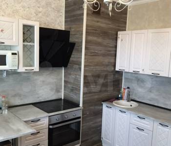 Сдается 1-комнатная квартира, 42 м²