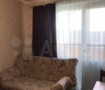 Сдается 1-комнатная квартира, 42 м²