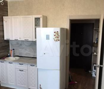 Сдается 1-комнатная квартира, 42 м²