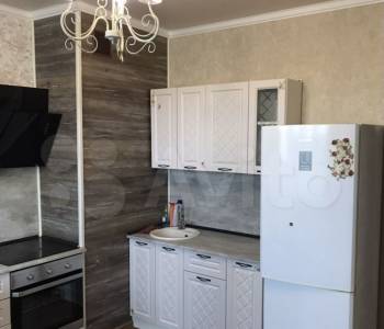 Сдается 1-комнатная квартира, 42 м²