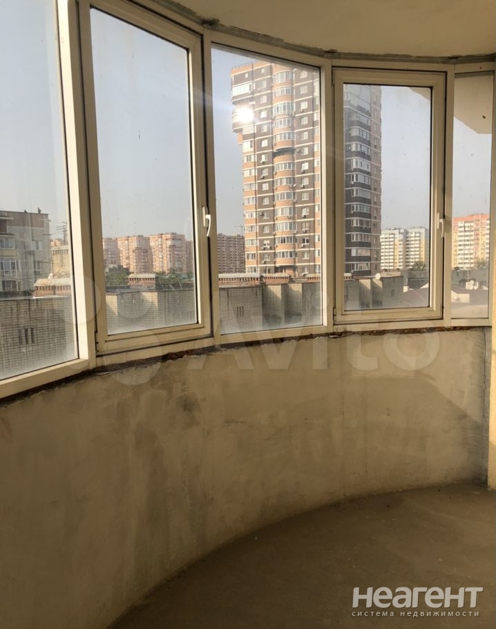 Продается Многокомнатная квартира, 199,1 м²