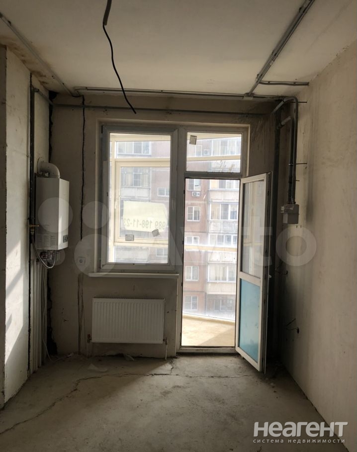 Продается Многокомнатная квартира, 199,1 м²