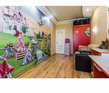 Продается 2-х комнатная квартира, 72 м²