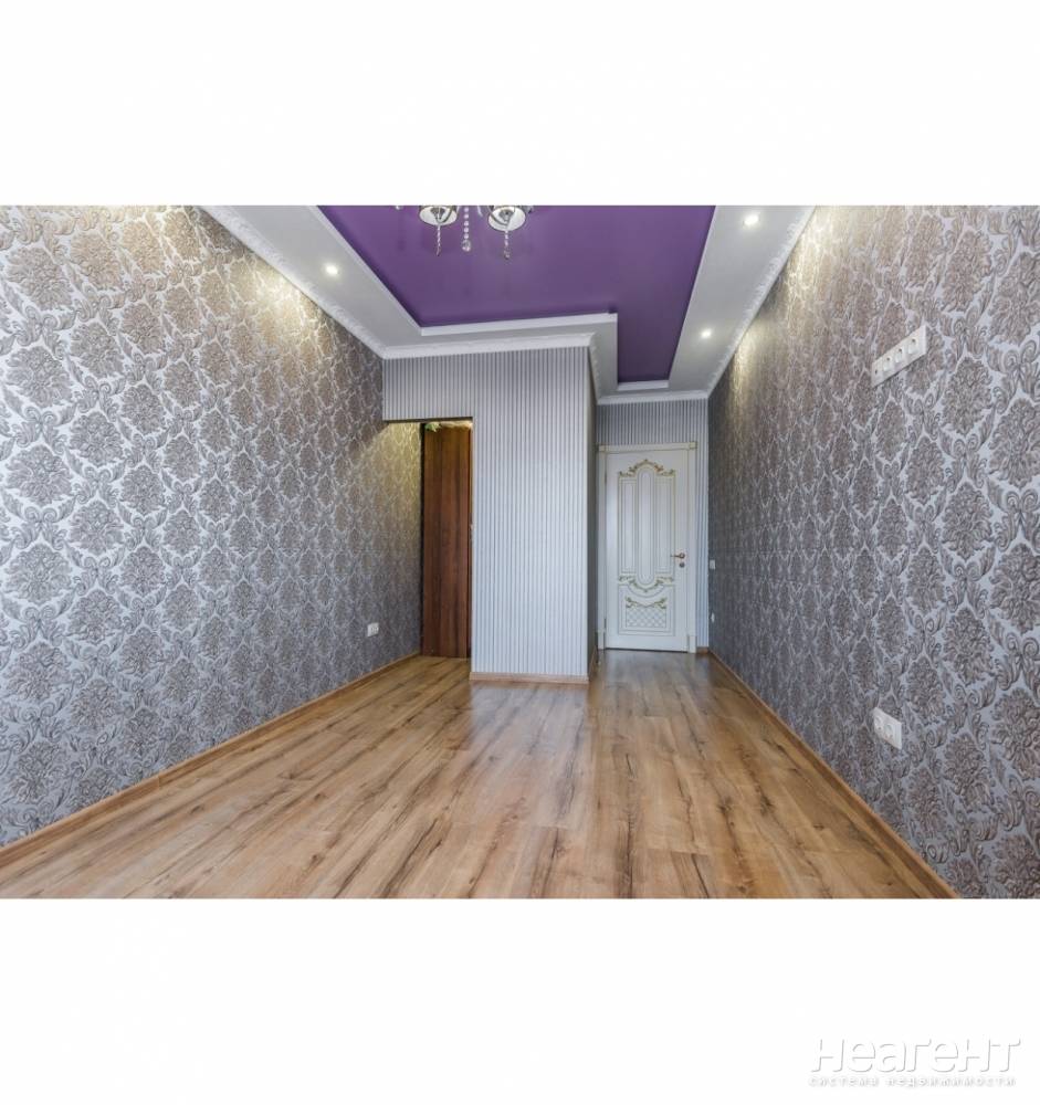 Продается 2-х комнатная квартира, 72 м²