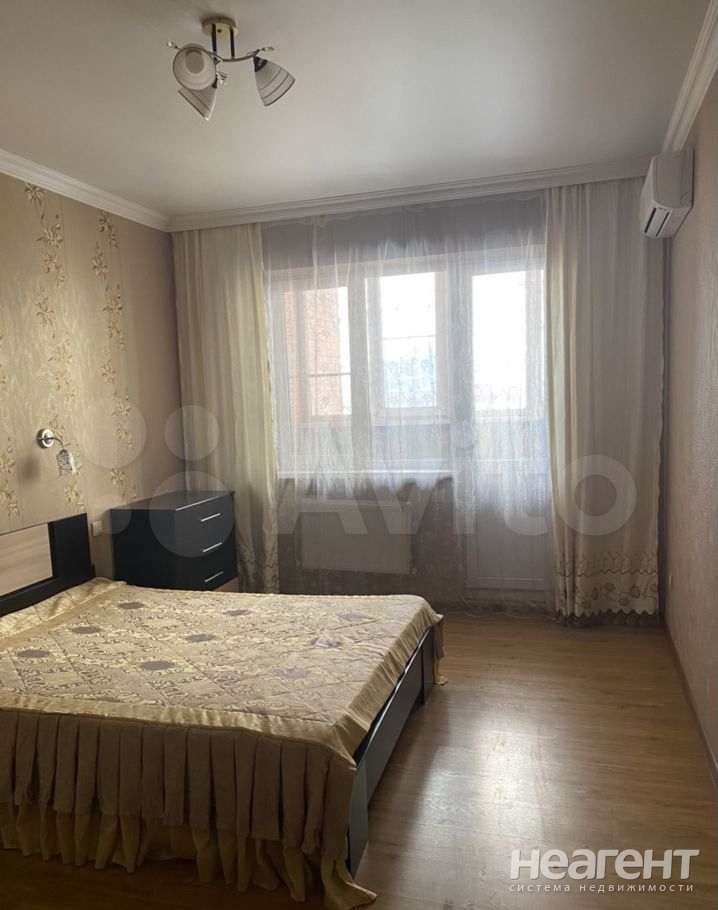 Сдается 2-х комнатная квартира, 74,4 м²