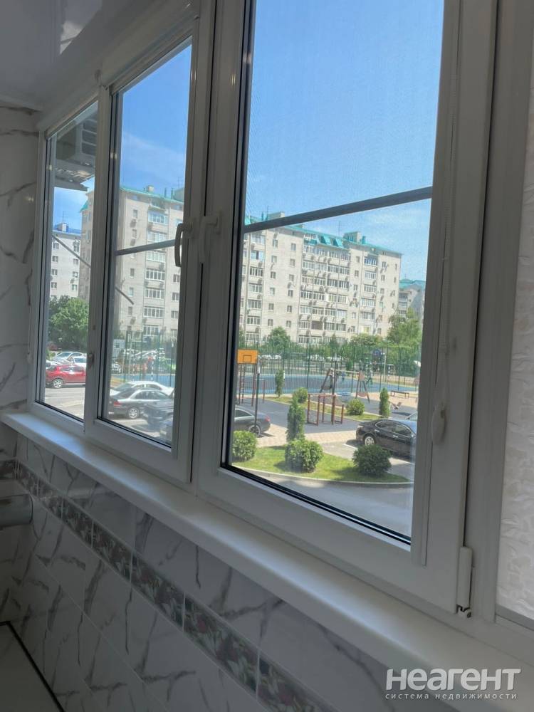 Продается 1-комнатная квартира, 49 м²