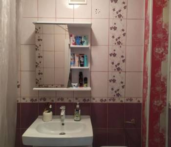 Продается 1-комнатная квартира, 32 м²