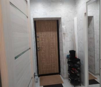 Продается 1-комнатная квартира, 32 м²