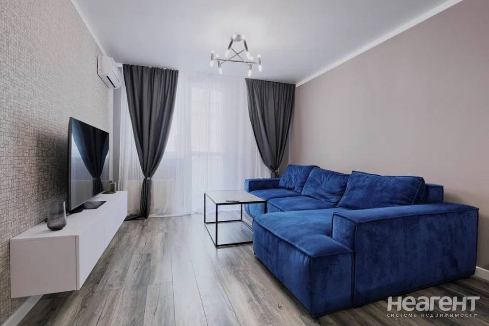 Продается 2-х комнатная квартира, 82 м²