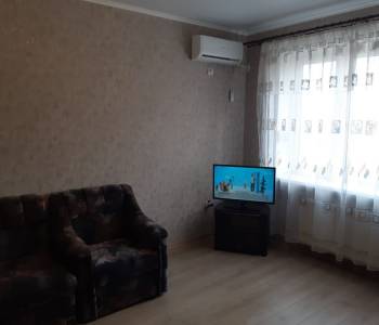 Сдается 1-комнатная квартира, 35 м²