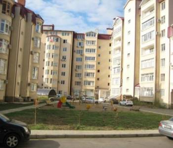 Продается 1-комнатная квартира, 42 м²