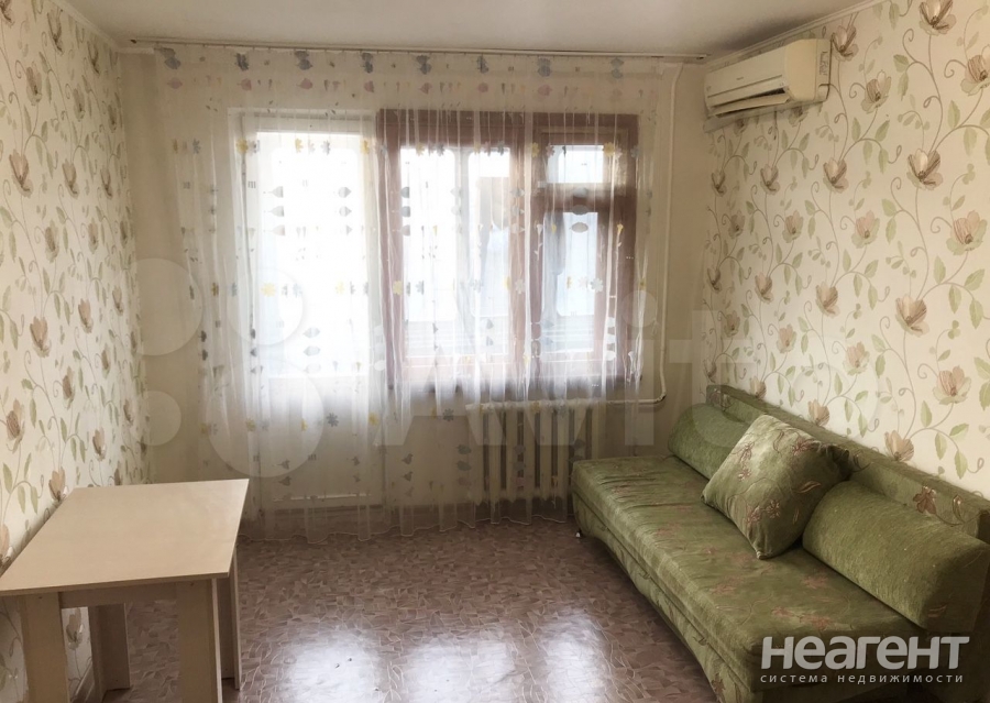 Сдается 1-комнатная квартира, 32 м²